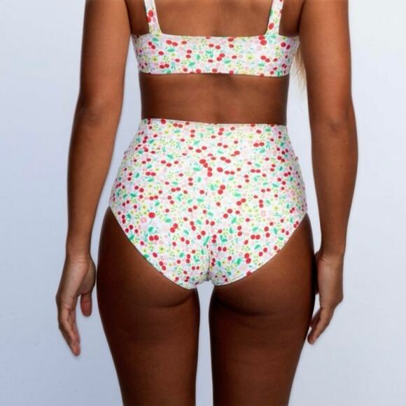 Skatie• Scarlette bikini Bottoms in CARMEL Cherry Print - Picture 11 of 11